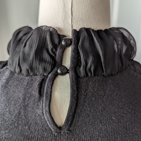 Sag Harbor Black Sleeveless Chiffon & Knit Mockneck Sweater - Picture 5 of 7
